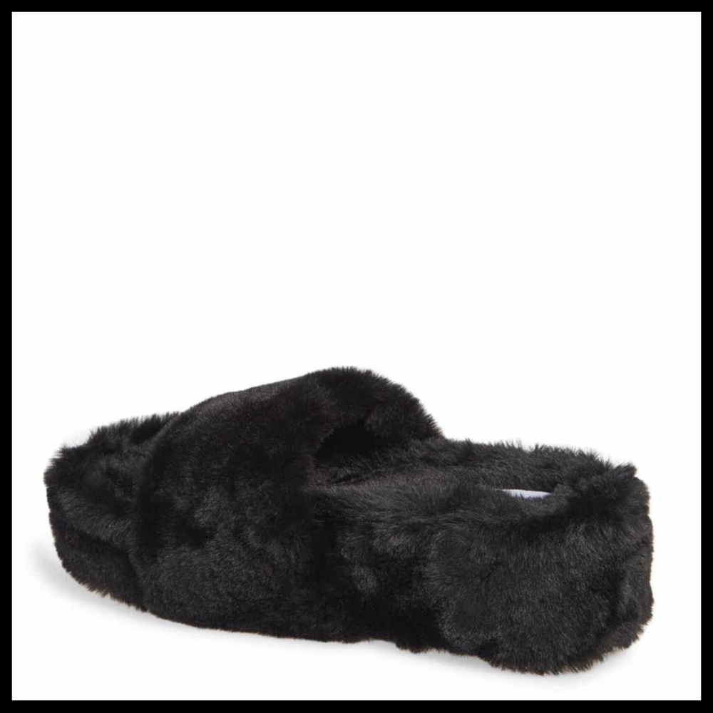 STEVE MADDEN FURRY SLIDES PLATFORM SANDALS - Picture 2 of 8